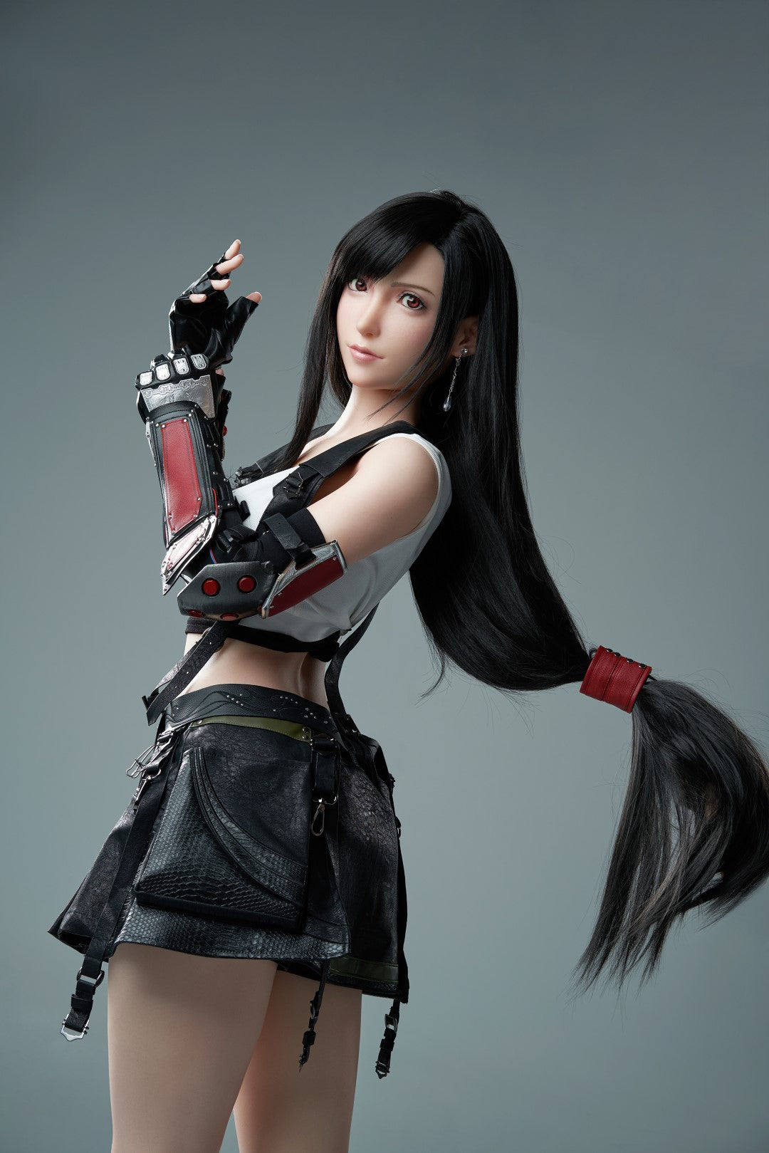 Tifa sexdukke (Game Lady 167 cm D-cup Nr.03 silikone)