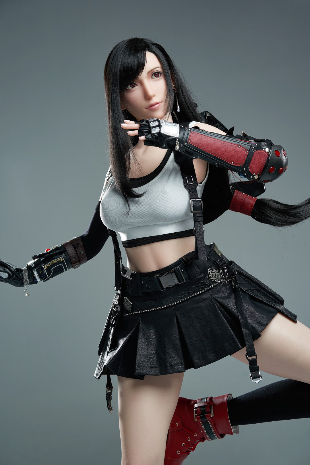 Tifa sexdukke (Game Lady 167 cm D-cup Nr.03 silikone)