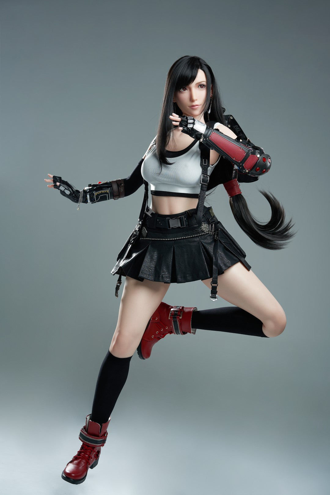 Tifa sexdukke (Game Lady 167 cm D-cup Nr.03 silikone)