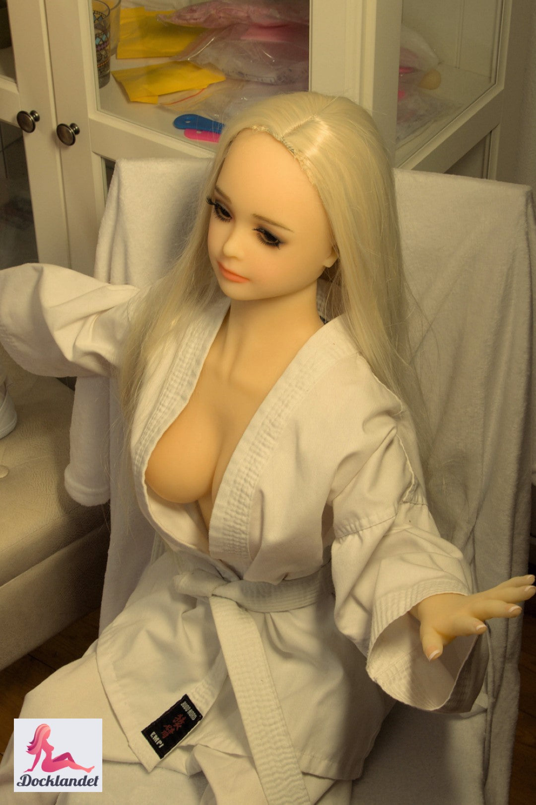 Mirana - En blond miniatyrdukke (DX Value 125 cm d-cup TPE)